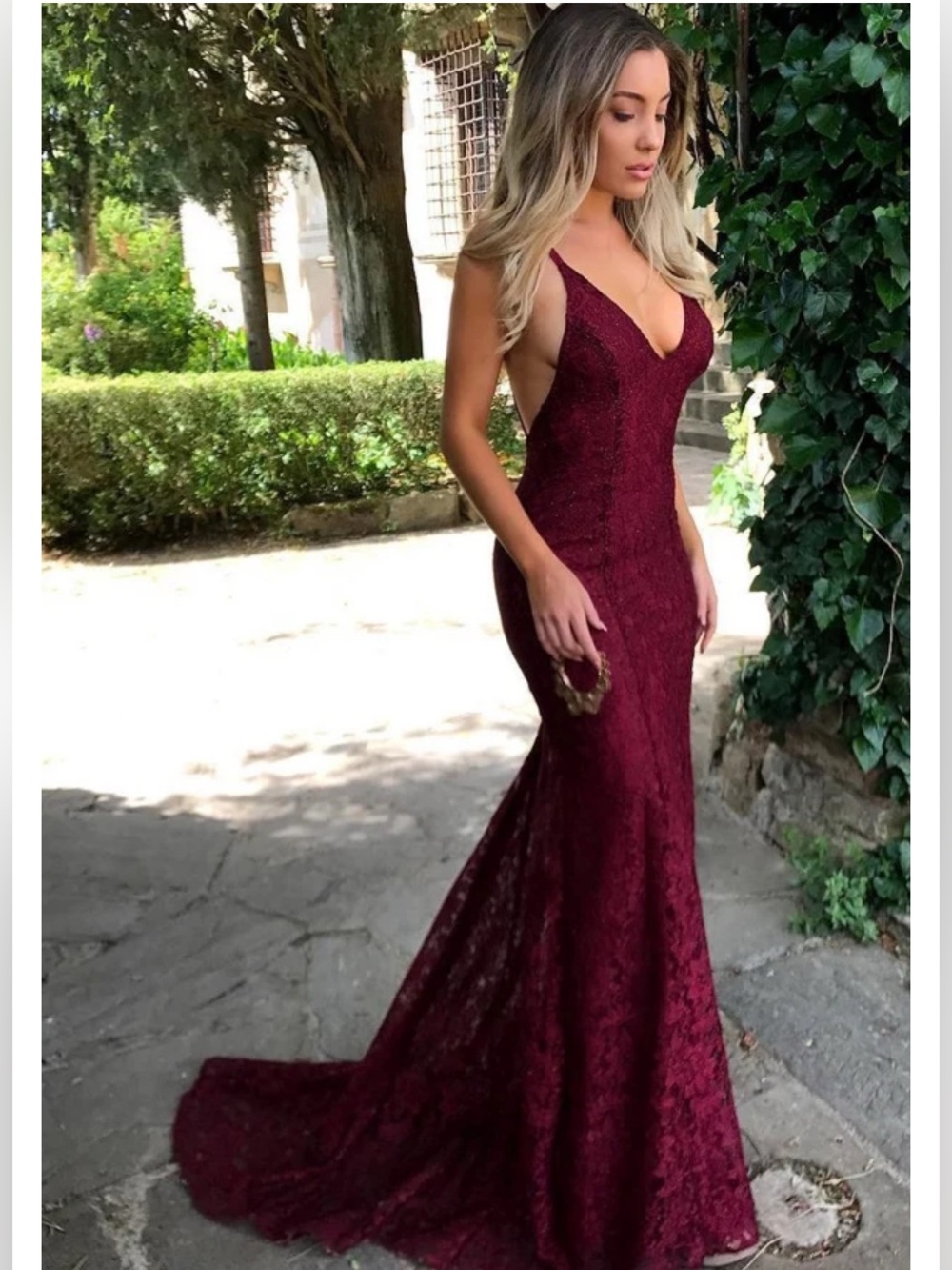 Beautiful Lace Burgundy Spaghetti Straps V-neck Mermaid special occasions dress